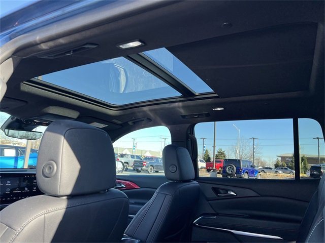 Certified 2024 Chevrolet Traverse RS w/ LPO, Floor Liner Package image 16