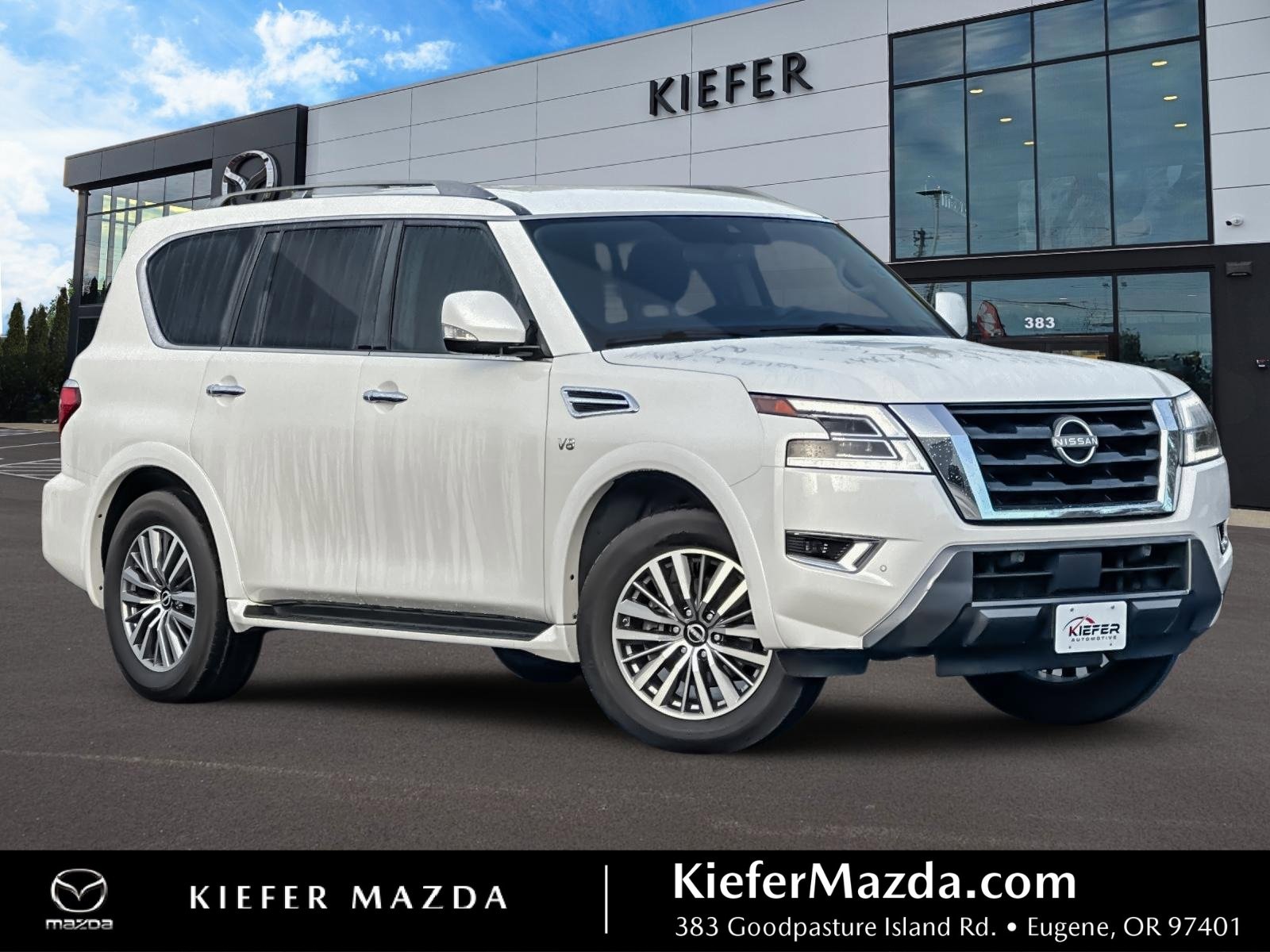 Used 2022 Nissan Armada SV w/ SV Appearance Package image 1