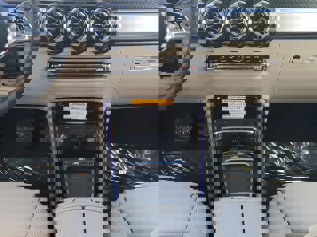 Used 2025 Mercedes-Benz GLB 250 GLB 250 image 18