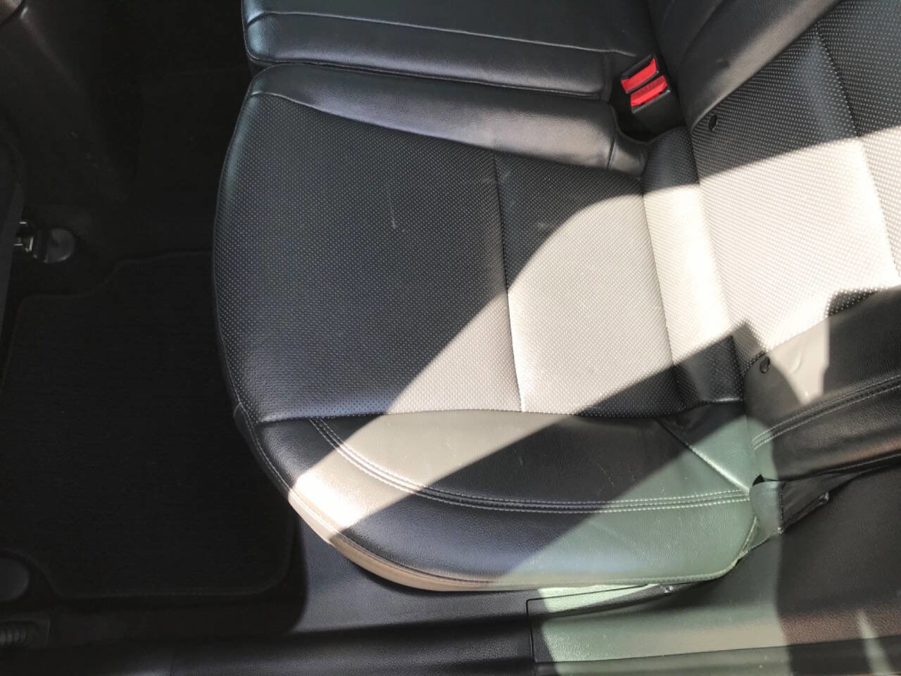 Used 2016 Hyundai Elantra GT w/ Option Group 03 image 17