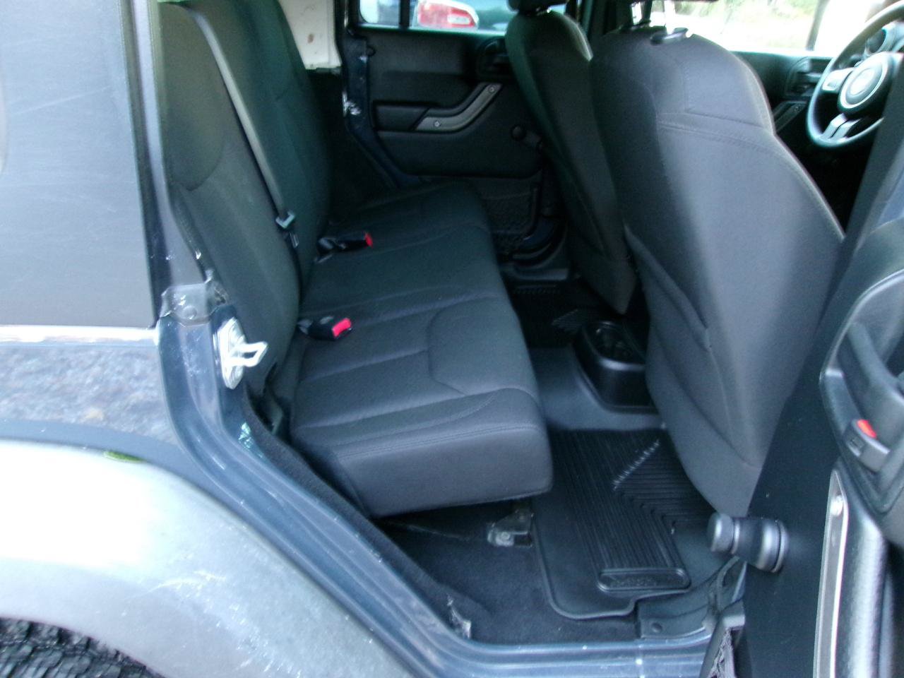 Used 2016 Jeep Wrangler Unlimited Sport AWD/4WD image 6