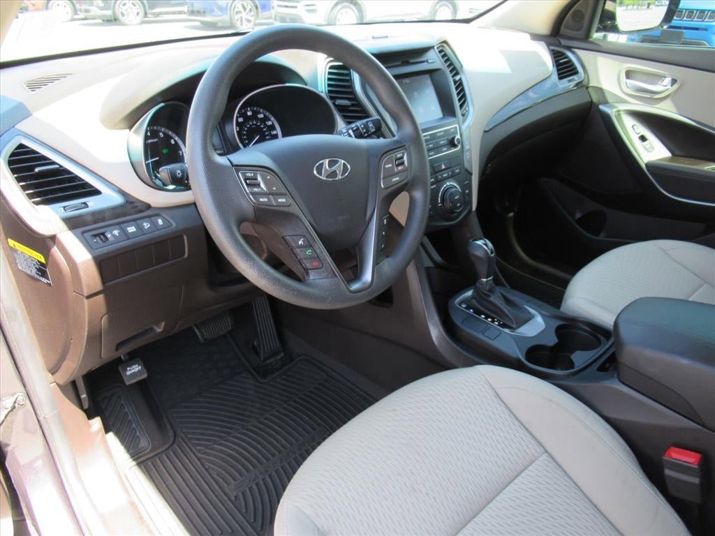 Used 2017 Hyundai Santa Fe Sport FWD image 15