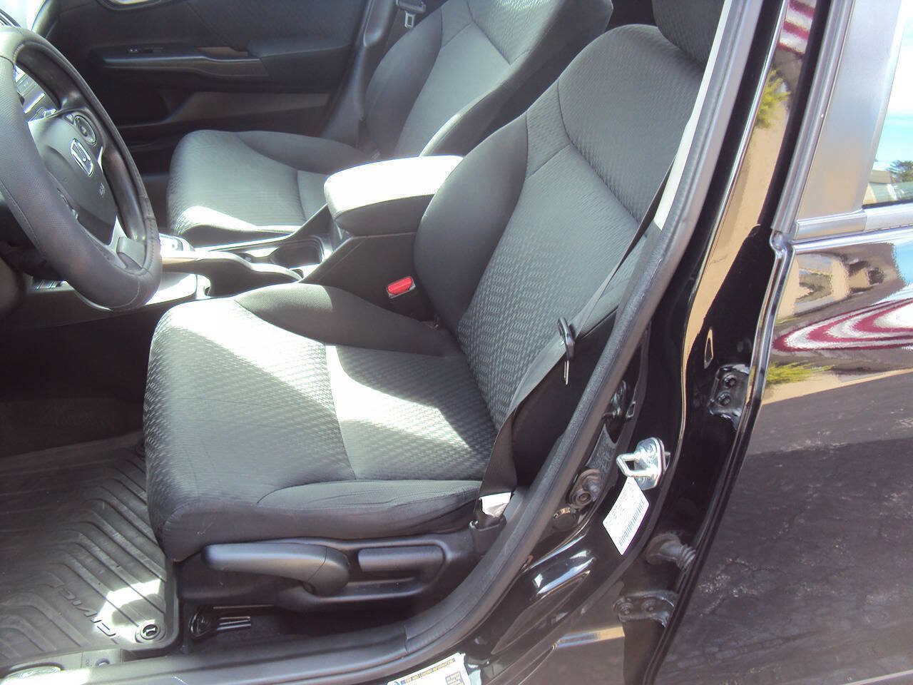 Used 2015 Honda Civic LX image 6
