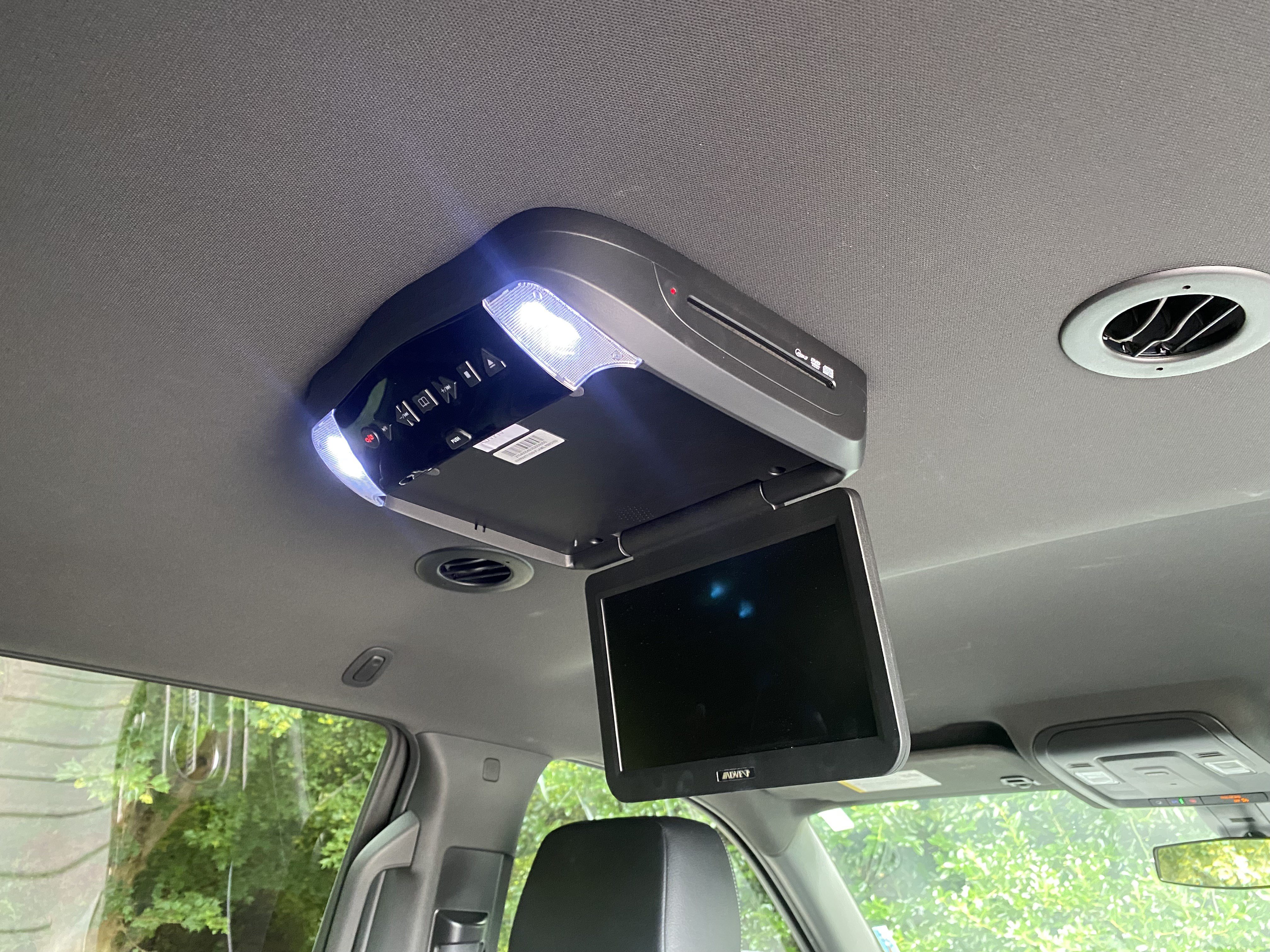 Used 2022 Chevrolet Tahoe LS RWD image 33