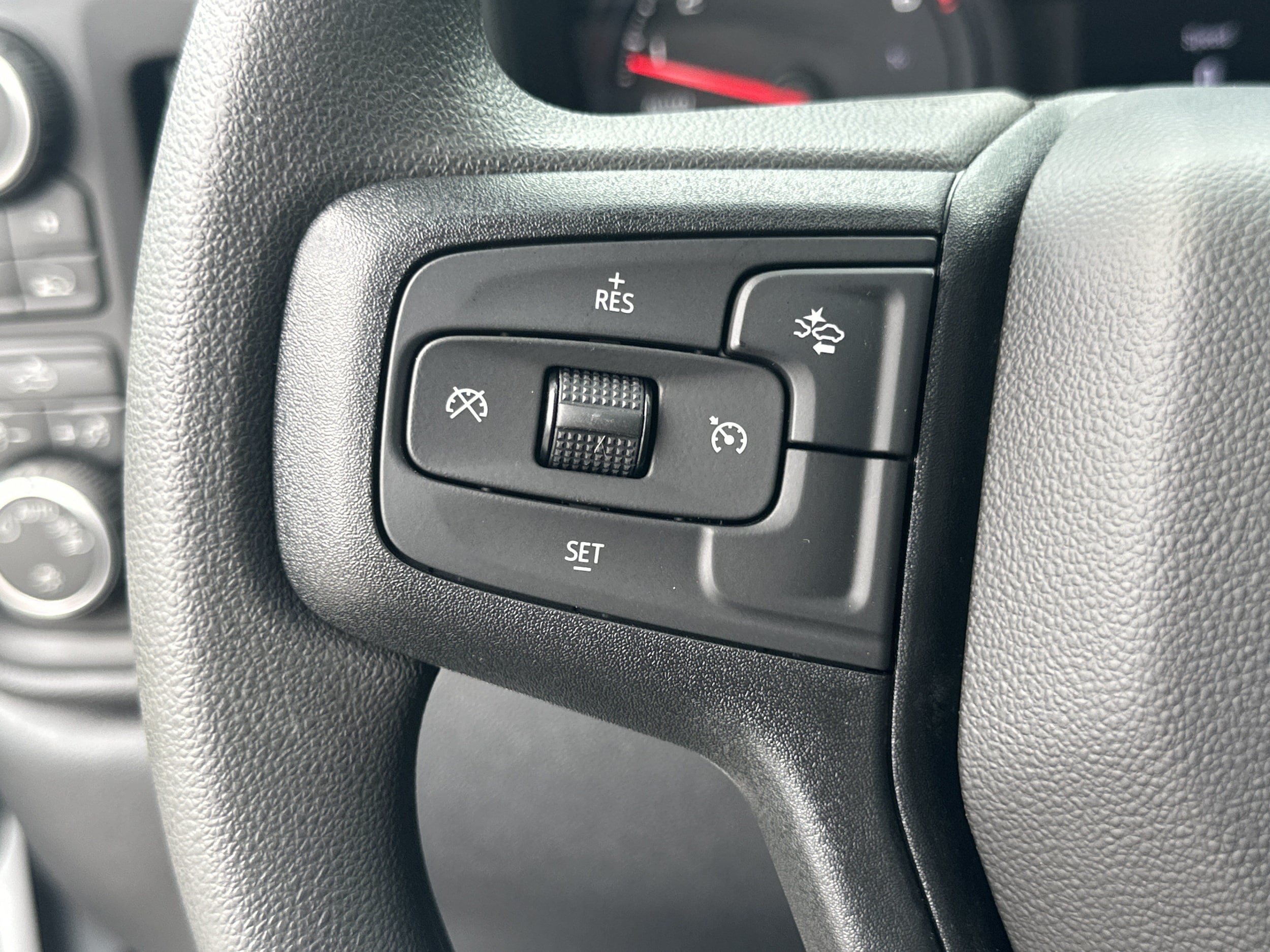 New 2026 Chevrolet Silverado 1500 Custom w/ Turbomax Blackout Package AWD/4WD image 22