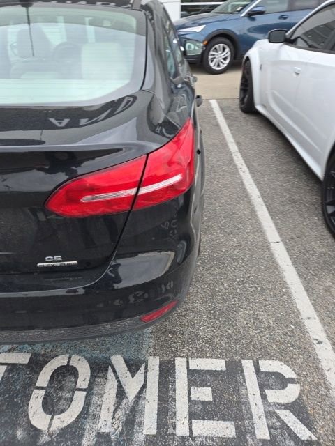 Used 2016 Ford Focus SE image 10