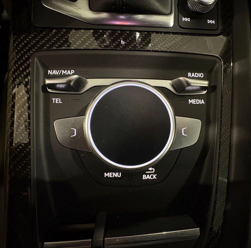 Used 2021 Audi R8 V10 w/ Premium Package image 29