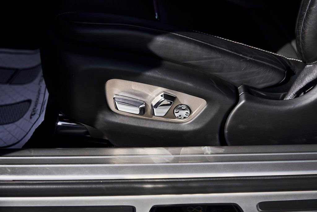 Used 2020 Rolls-Royce Wraith image 29