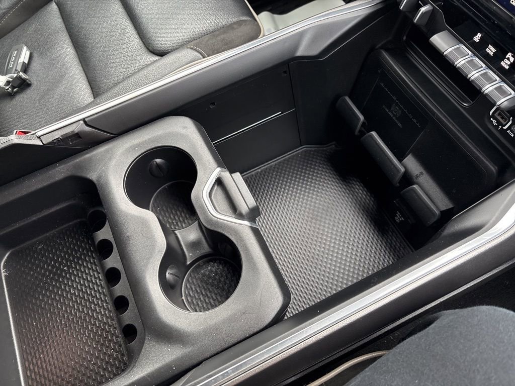 Used 2021 RAM 1500 Laramie w/ Night Edition image 39