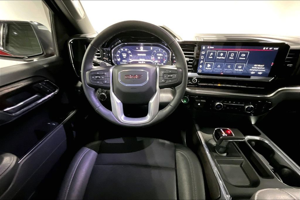 Used 2025 GMC Sierra 1500 SLT image 7