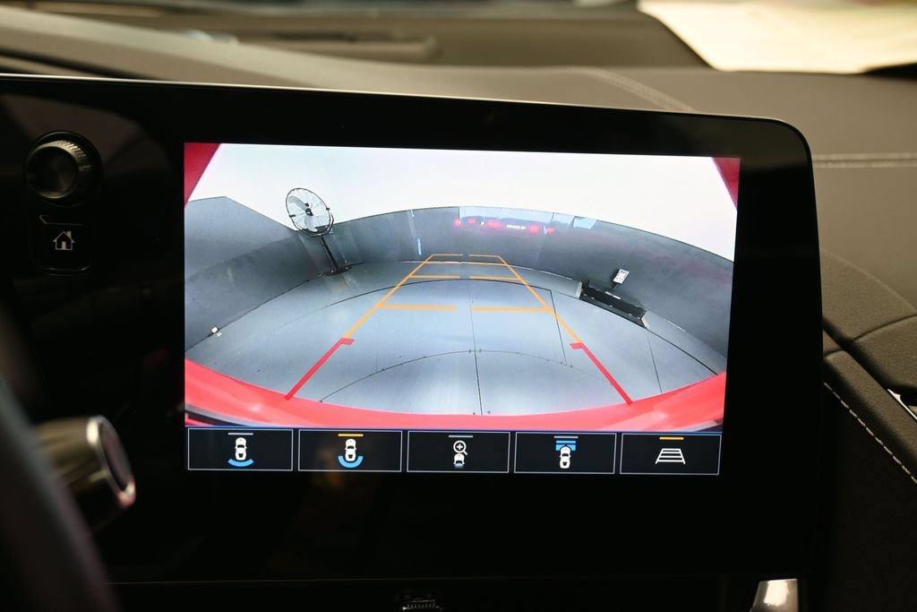 Used 2020 Chevrolet Corvette Stingray Preferred Cpe w/ 2LT Preferred Equipment Group RWD image 19