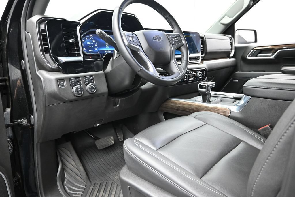 Used 2025 Chevrolet Silverado 1500 RST w/ True North Edition Plus AWD/4WD image 21