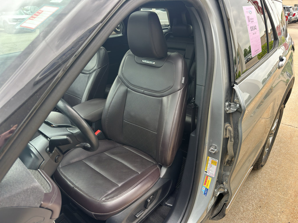 Used 2025 Ford Explorer Platinum AWD/4WD image 27