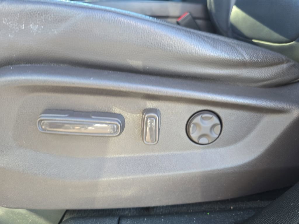 Used 2018 Honda Odyssey Touring image 17