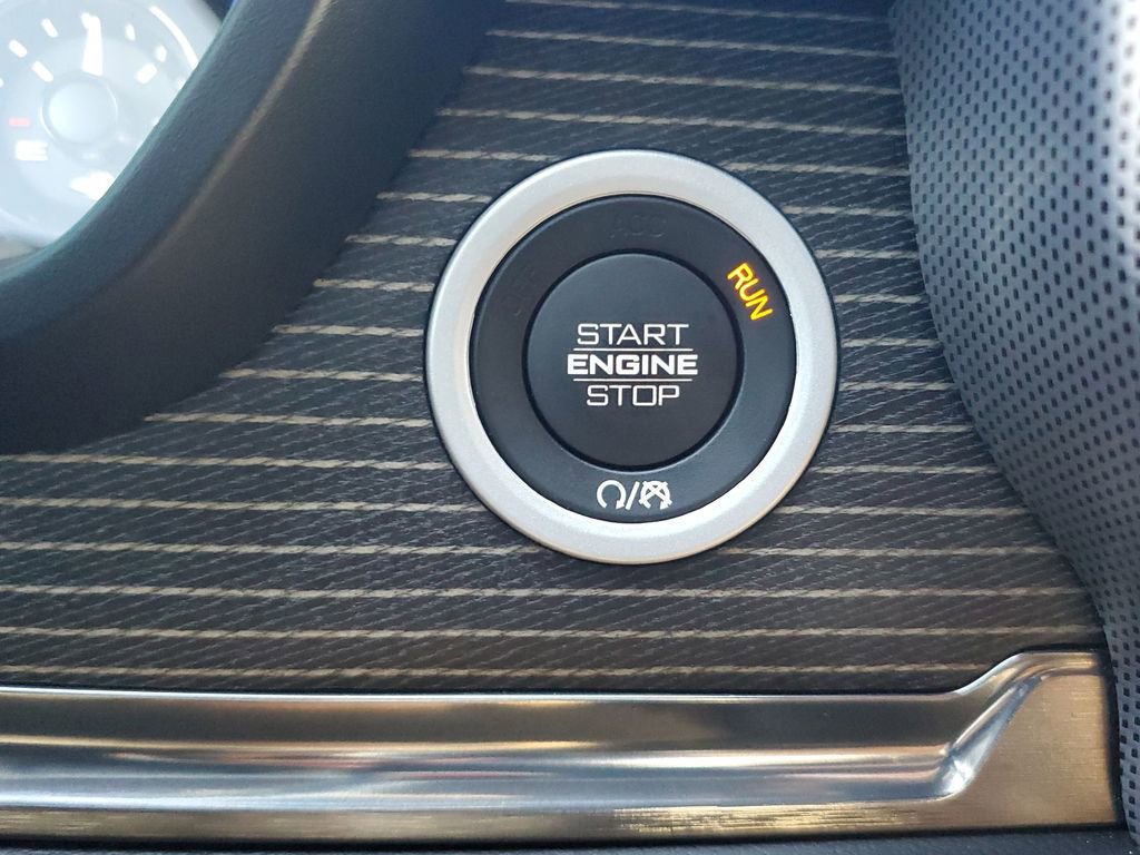 Used 2020 RAM 1500 Limited image 38