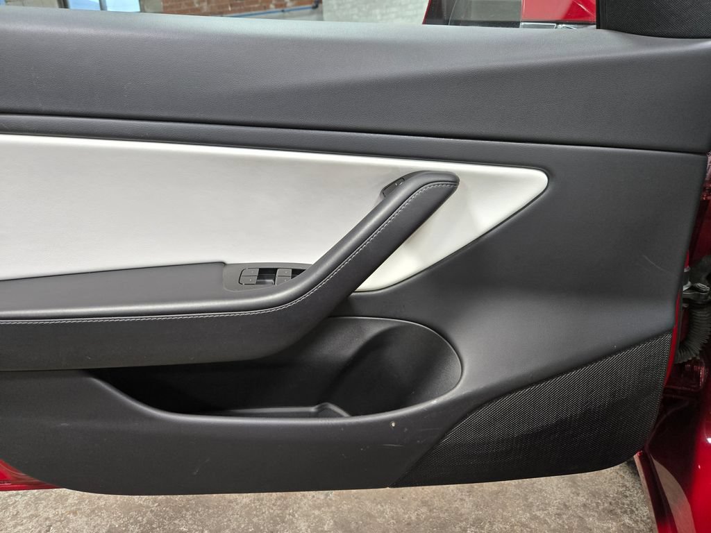 Used 2018 Tesla Model 3 Performance AWD/4WD image 8
