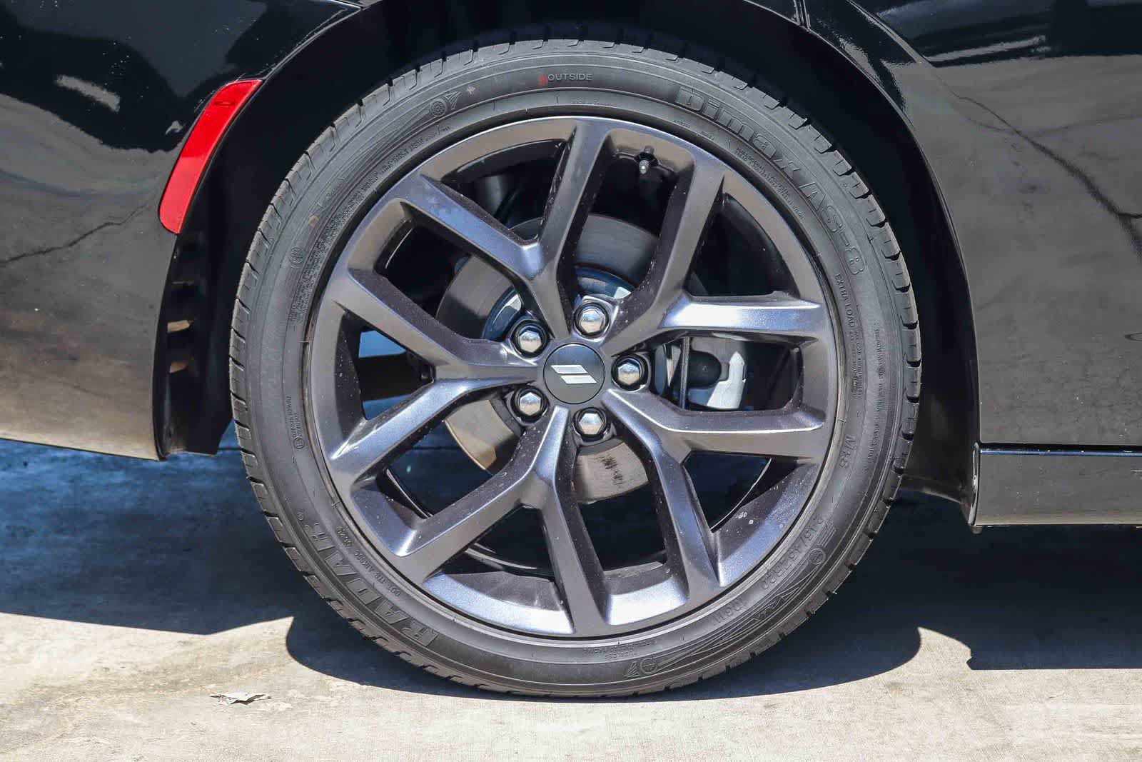 Used 2021 Dodge Charger SXT w/ Blacktop Package RWD image 7