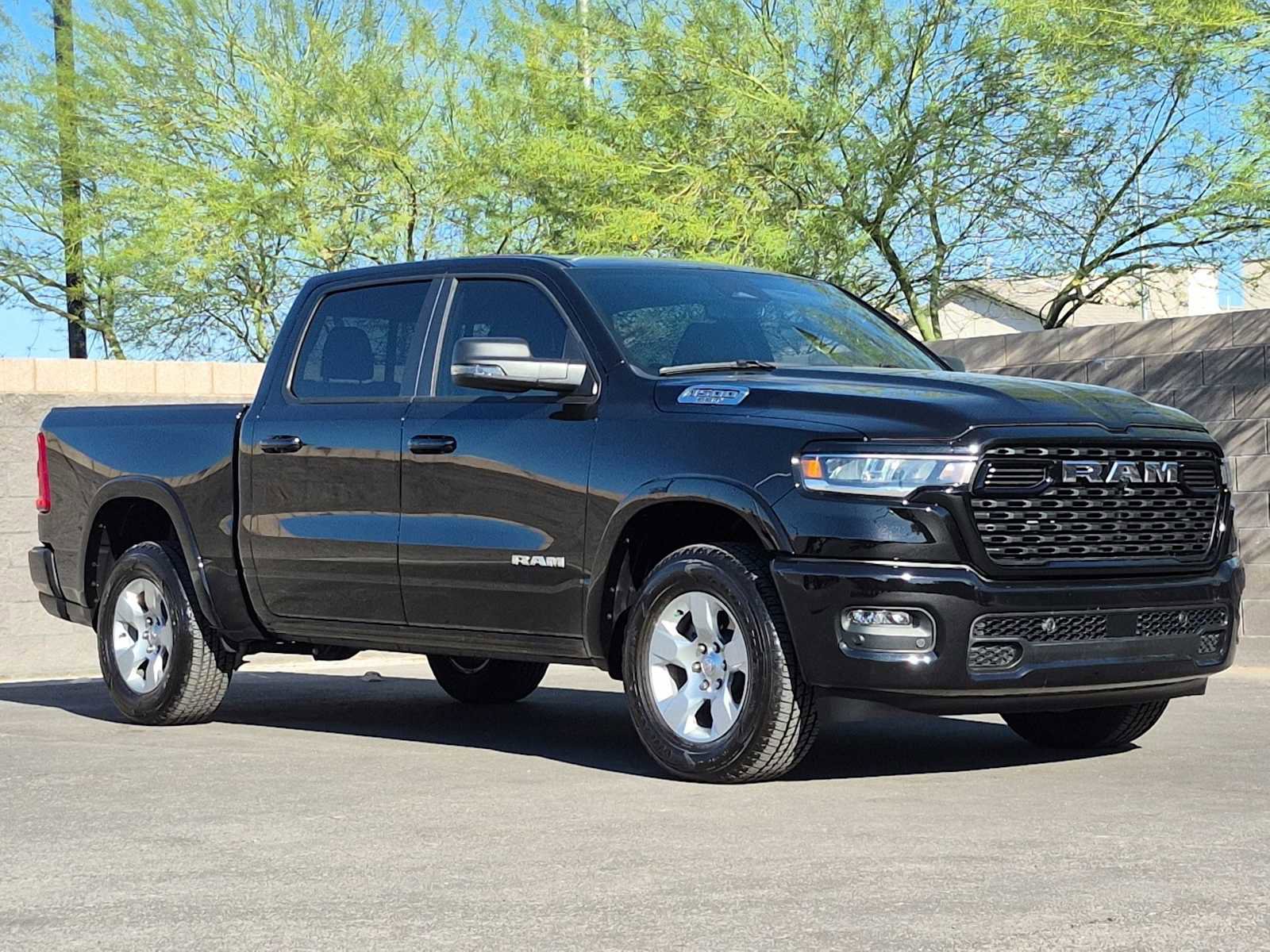 Used 2025 RAM 1500 Big Horn image 3