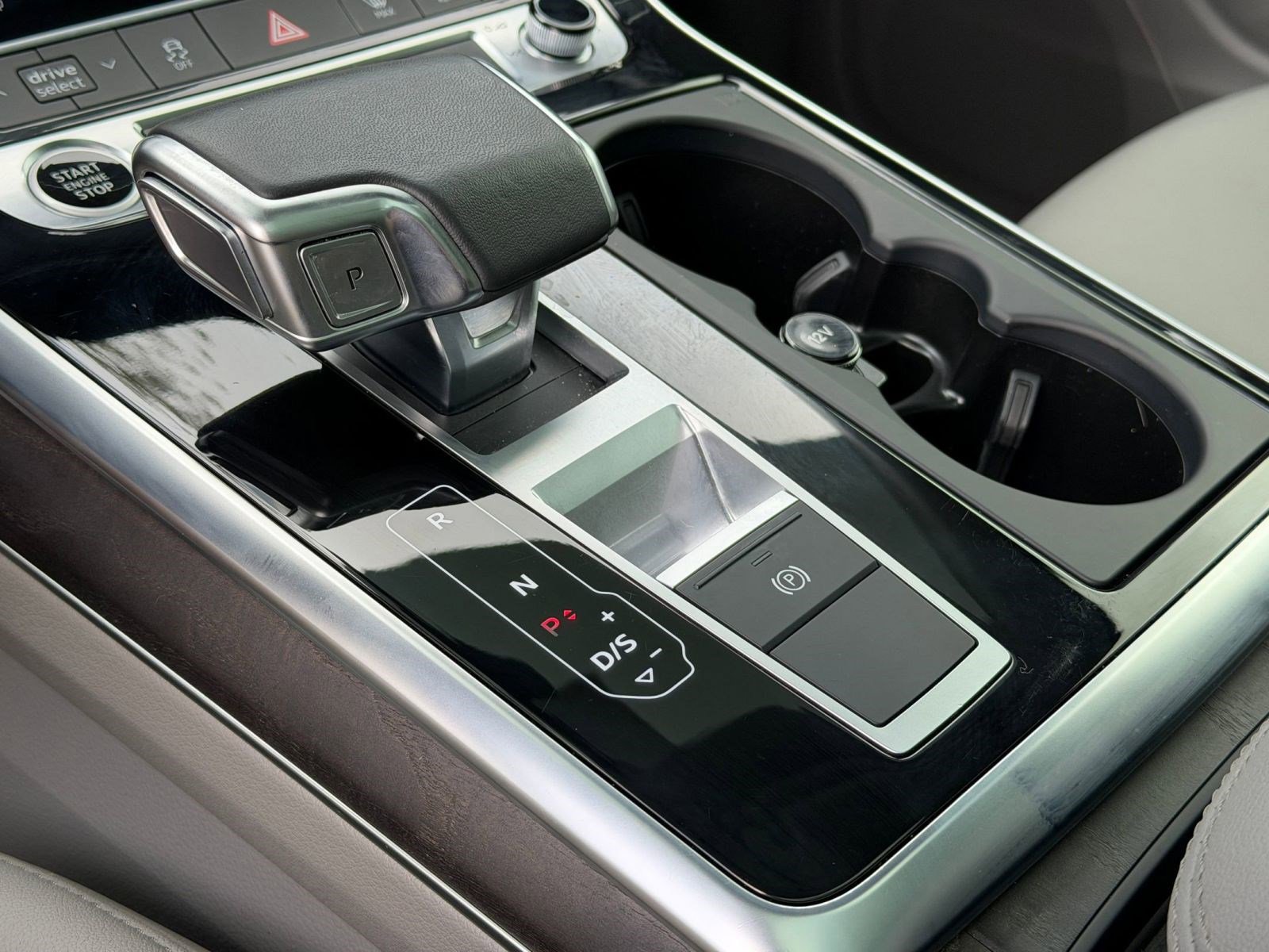 Used 2023 Audi Q7 2.0T Premium w/ Convenience Package image 17