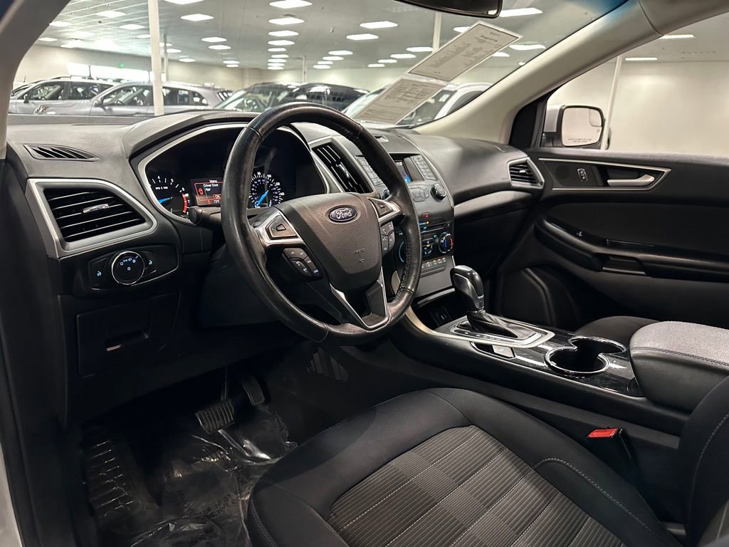 Used 2017 Ford Edge SEL FWD image 14