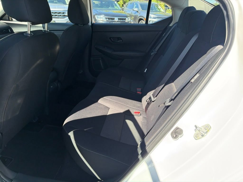 Used 2025 Nissan Sentra SV FWD image 19