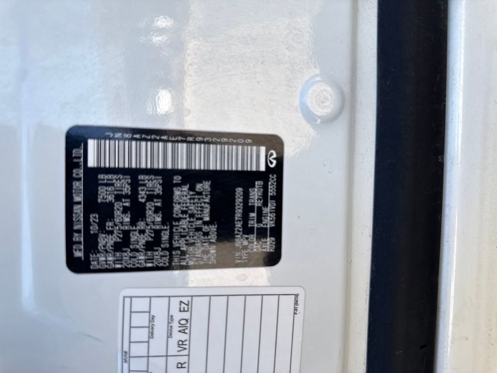 Used 2024 INFINITI QX80 Luxe image 31