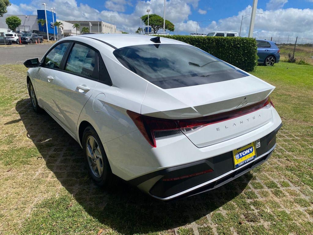 New 2026 Hyundai Elantra SE FWD image 55