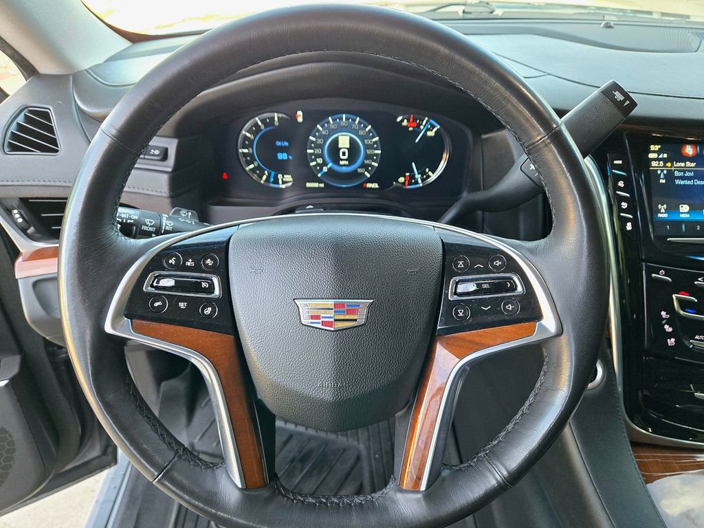 Used 2019 Cadillac Escalade Premium Luxury image 13