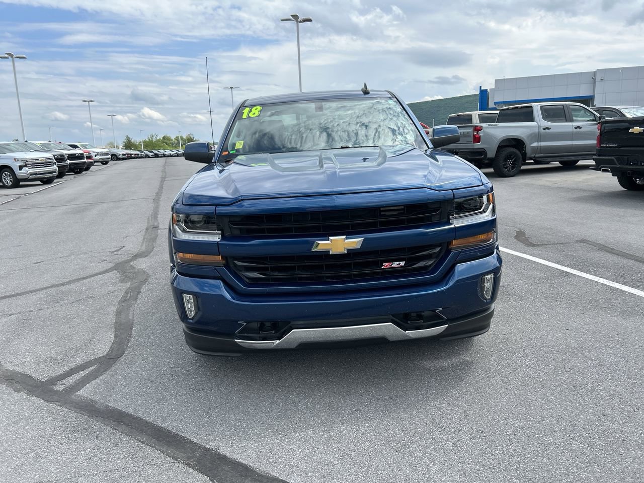 Used 2018 Chevrolet Silverado 1500 LT w/ All Star Edition AWD/4WD video 2