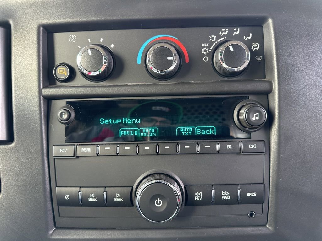 Used 2025 Chevrolet Express 2500 Extended w/ Communications Package image 31