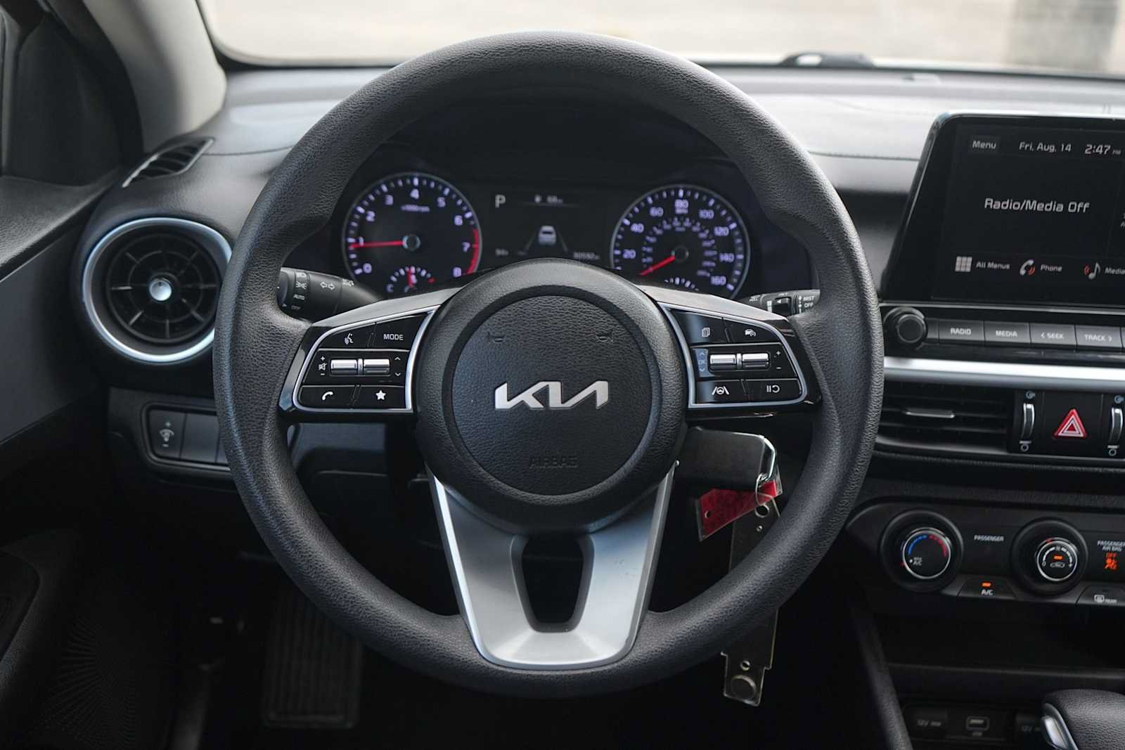 Used 2023 Kia Forte LXS FWD image 16