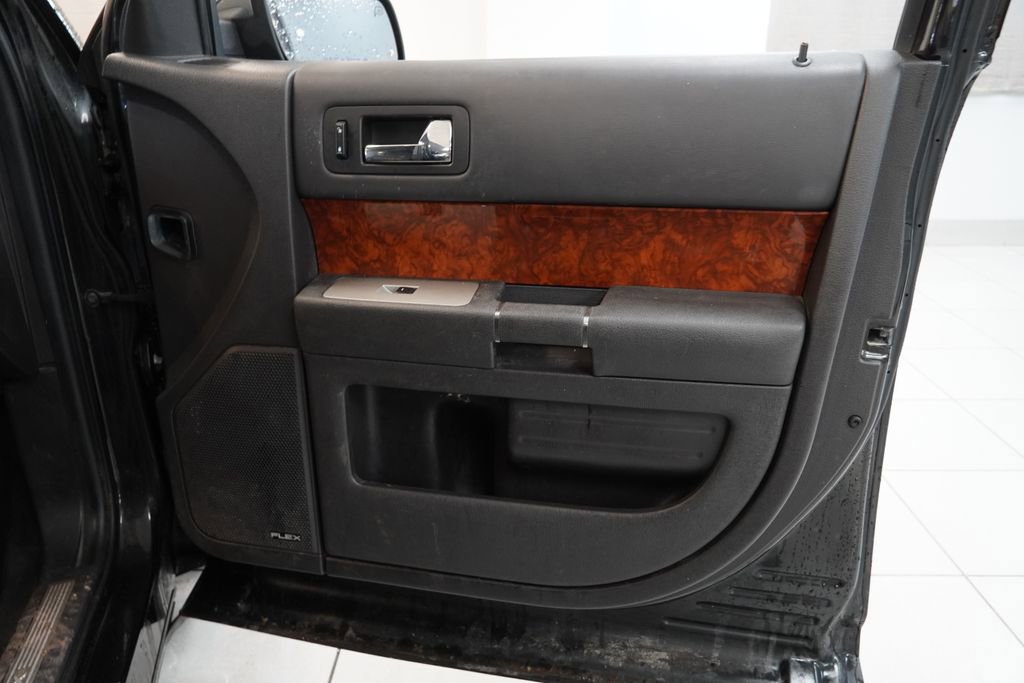 Used 2011 Ford Flex Limited w/ Trailer Tow Pkg Class III image 33