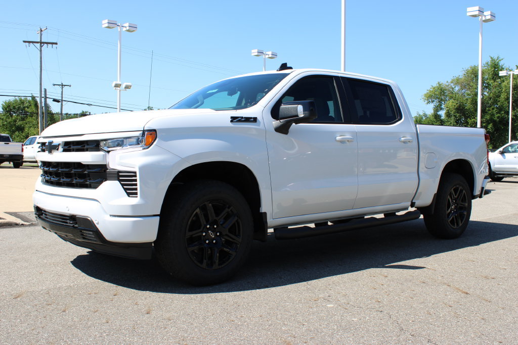 New 2026 Chevrolet Silverado 1500 RST w/ Safety Package AWD/4WD image 12