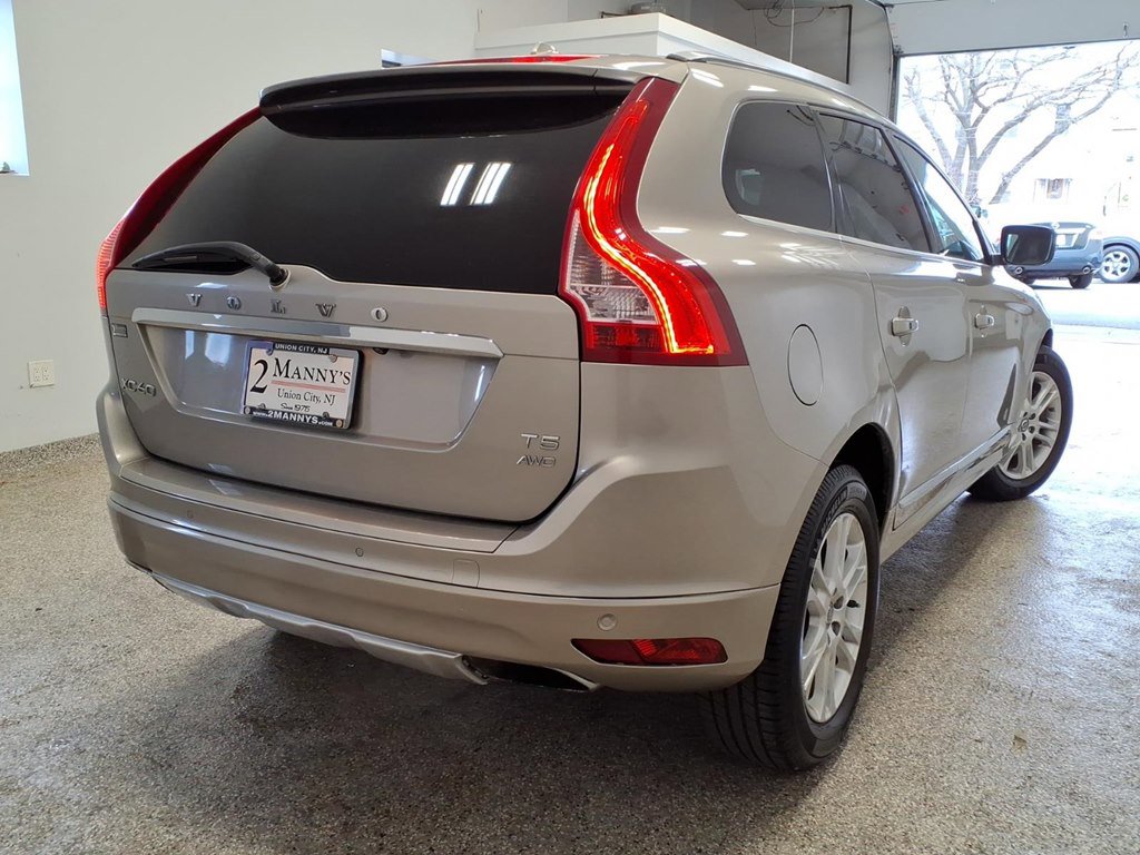 Used 2015 Volvo XC60 T5 image 4