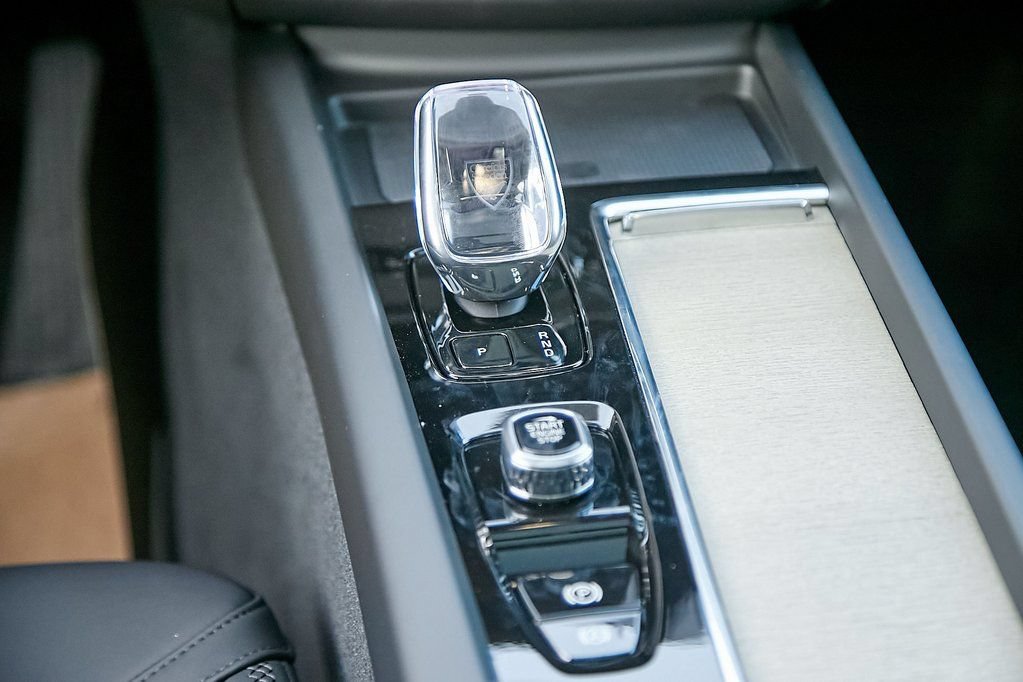 New 2026 Volvo XC60 B5 Plus w/ Protection Package Premier image 28