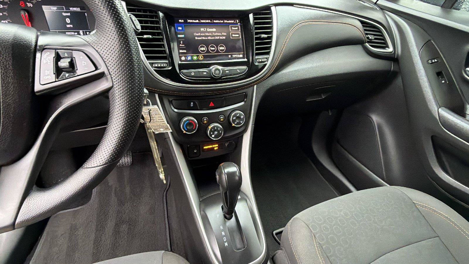Used 2021 Chevrolet Trax LS w/ Tint and Cruise Package FWD image 5