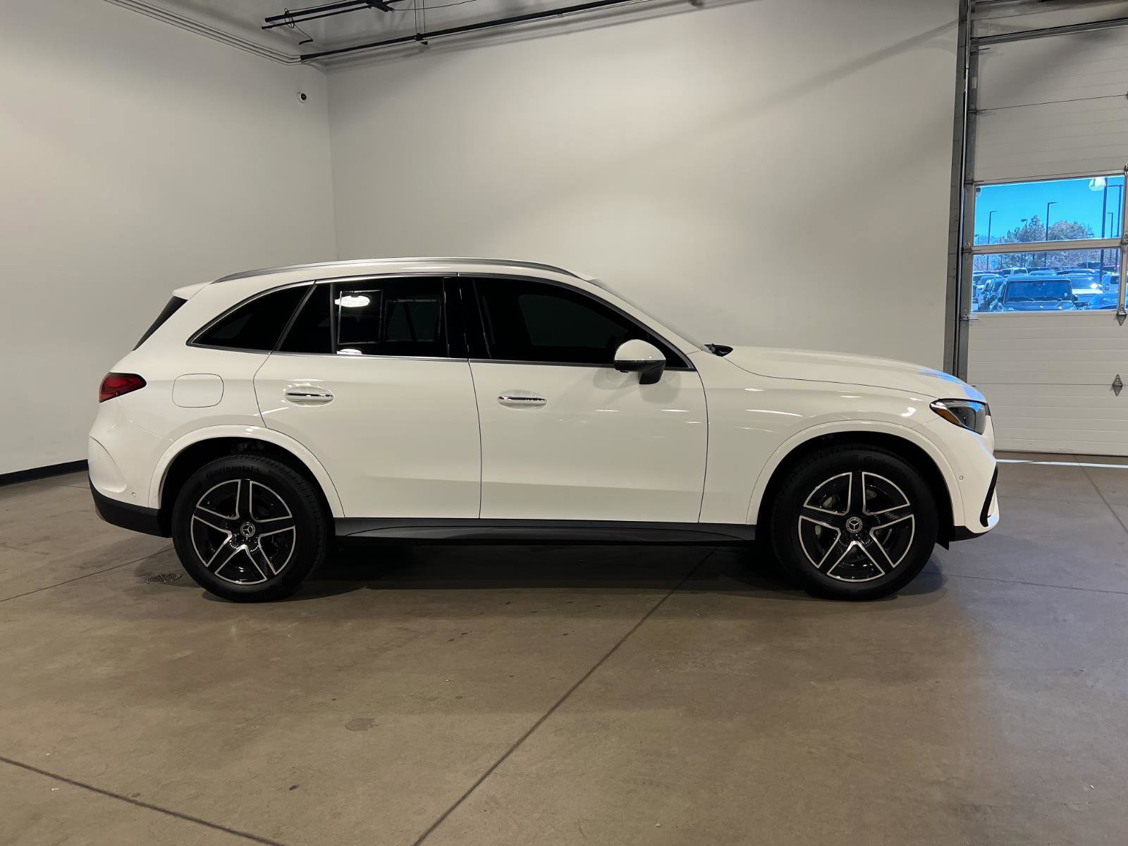 Used 2026 Mercedes-Benz GLC 350e 4MATIC image 2