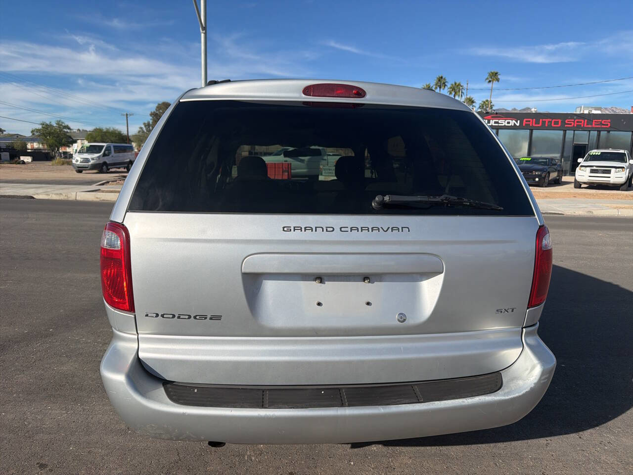 Used 2007 Dodge Grand Caravan SXT image 7