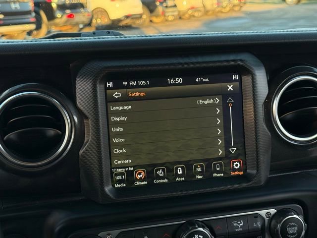 Used 2021 Jeep Wrangler Unlimited Sahara image 24