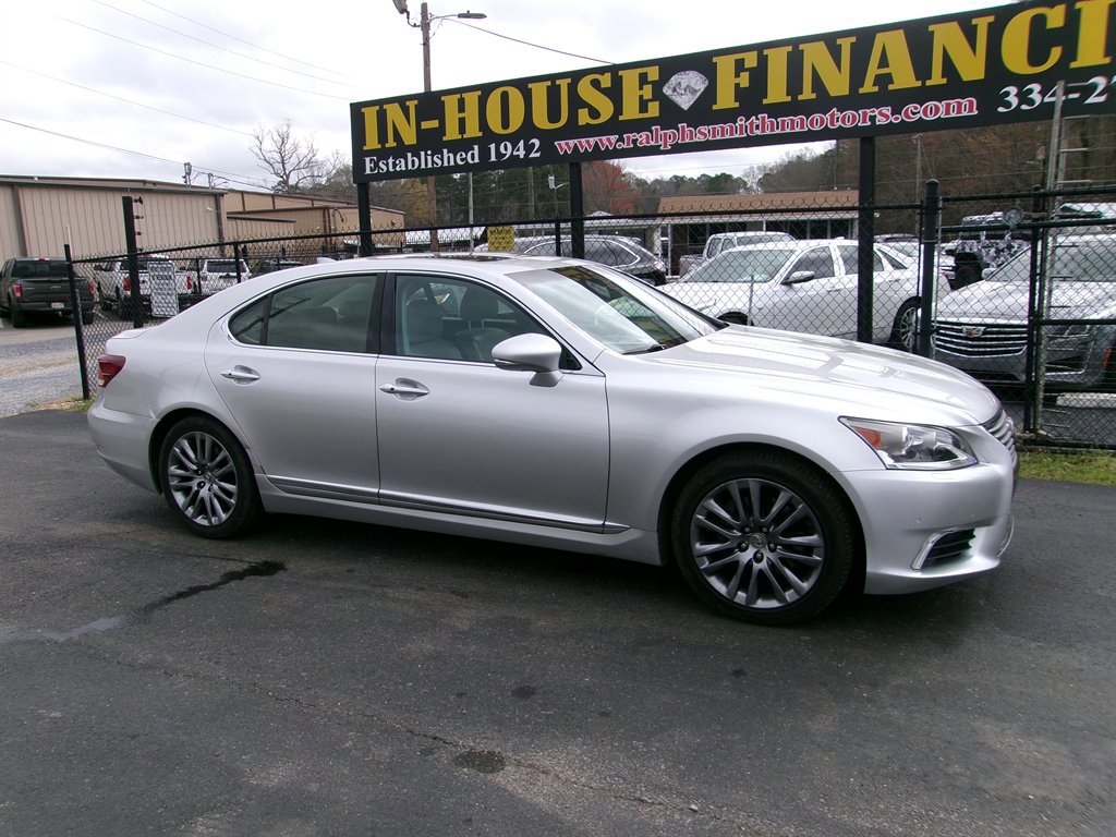 Used 2016 Lexus LS 460 w/ Comfort Package image 5