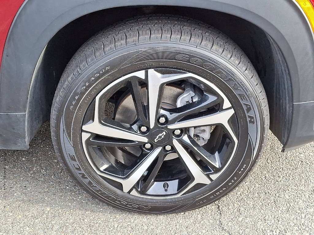 Certified 2023 Chevrolet TrailBlazer RS w/ Sun and Liftgate Package image 27
