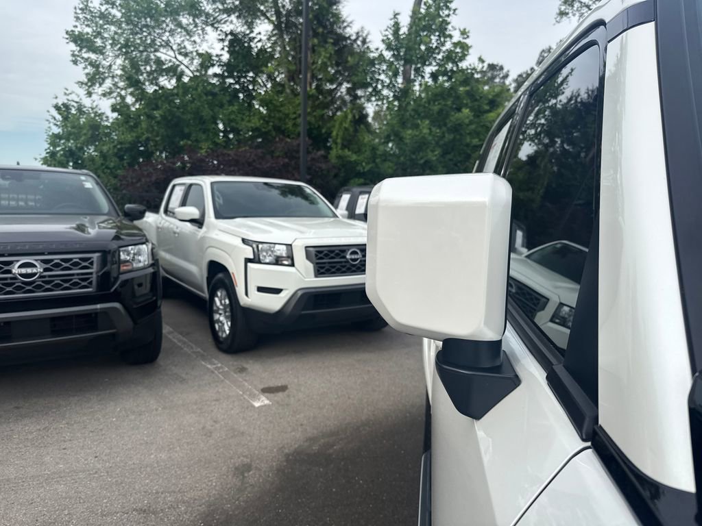 Used 2024 Lexus GX 550 w/ Accessory Package (2T) AWD/4WD image 41