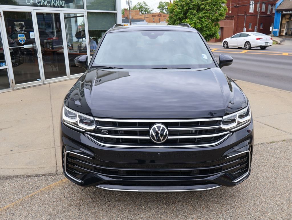 Certified 2024 Volkswagen Tiguan SEL R-Line AWD/4WD image 8