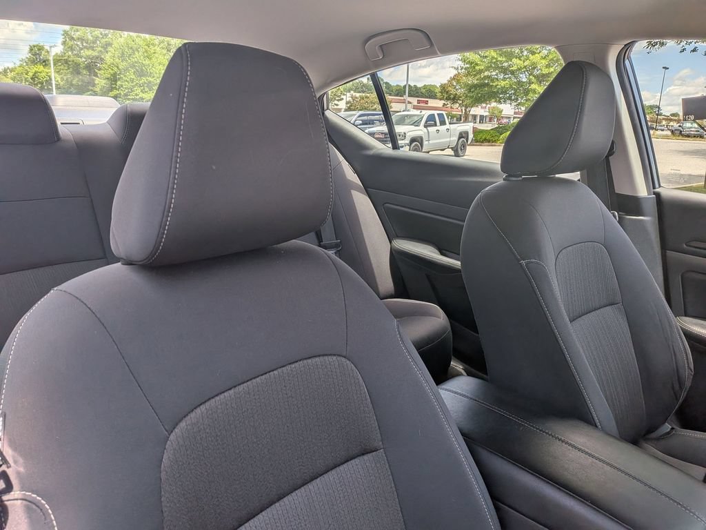 Used 2024 Nissan Altima 2.5 SV FWD image 20