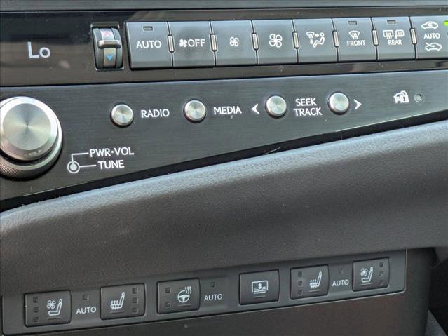 Used 2025 Lexus ES 300h w/ Technology Package FWD image 8