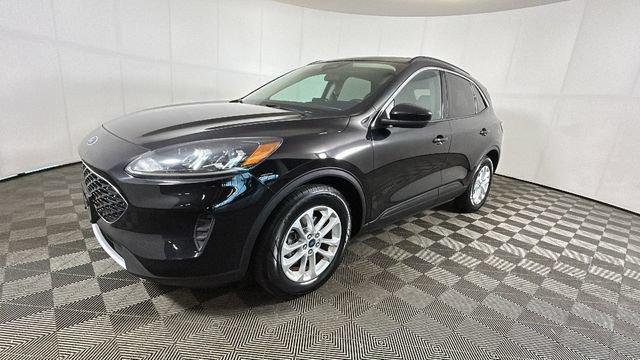 Used 2020 Ford Escape SE FWD image 6