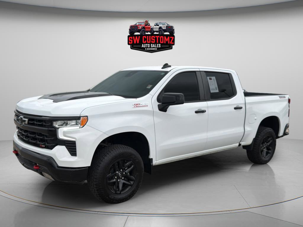 Used 2023 Chevrolet Silverado 1500 LT Trail Boss w/ Protection Package AWD/4WD image 3