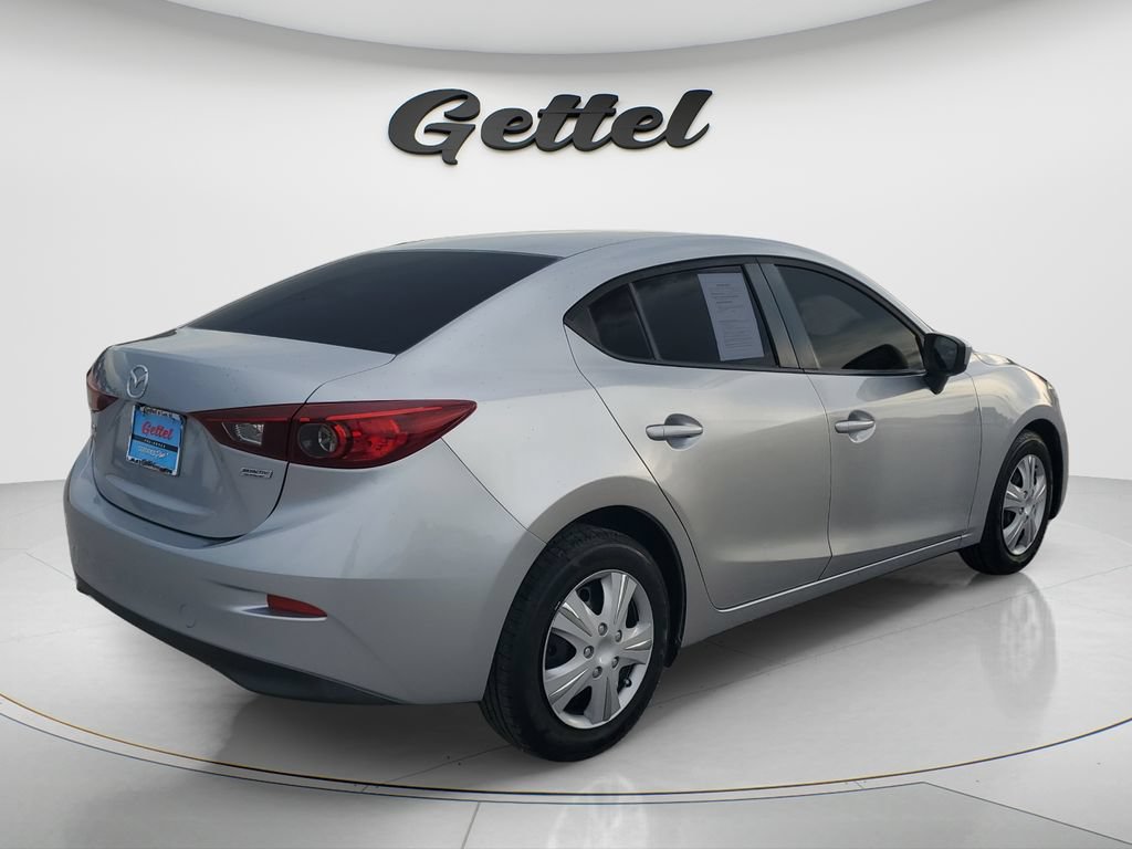 Used 2017 MAZDA MAZDA3 Sport FWD image 5