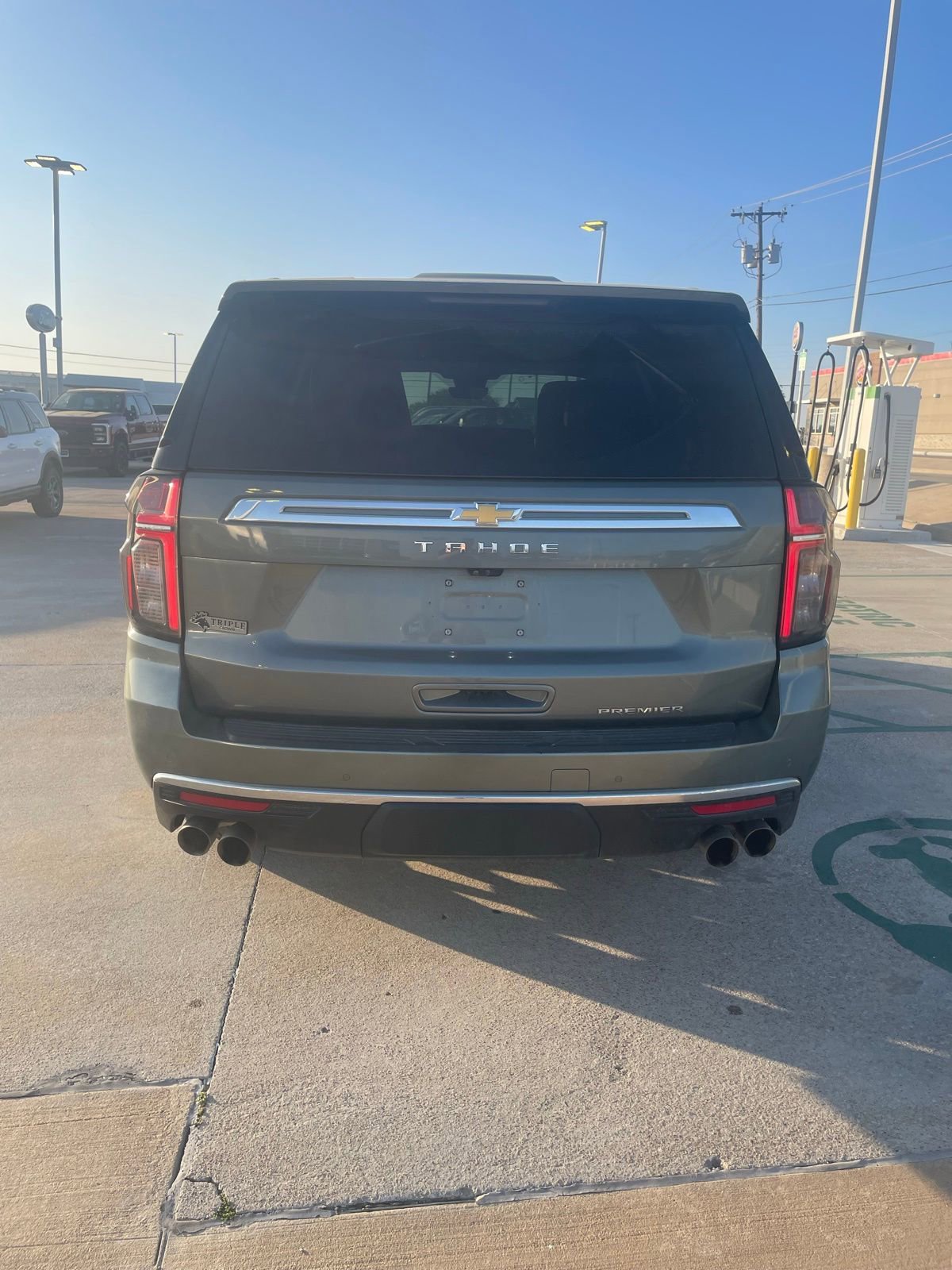 Used 2023 Chevrolet Tahoe Premier w/ Premium Package 2 image 5