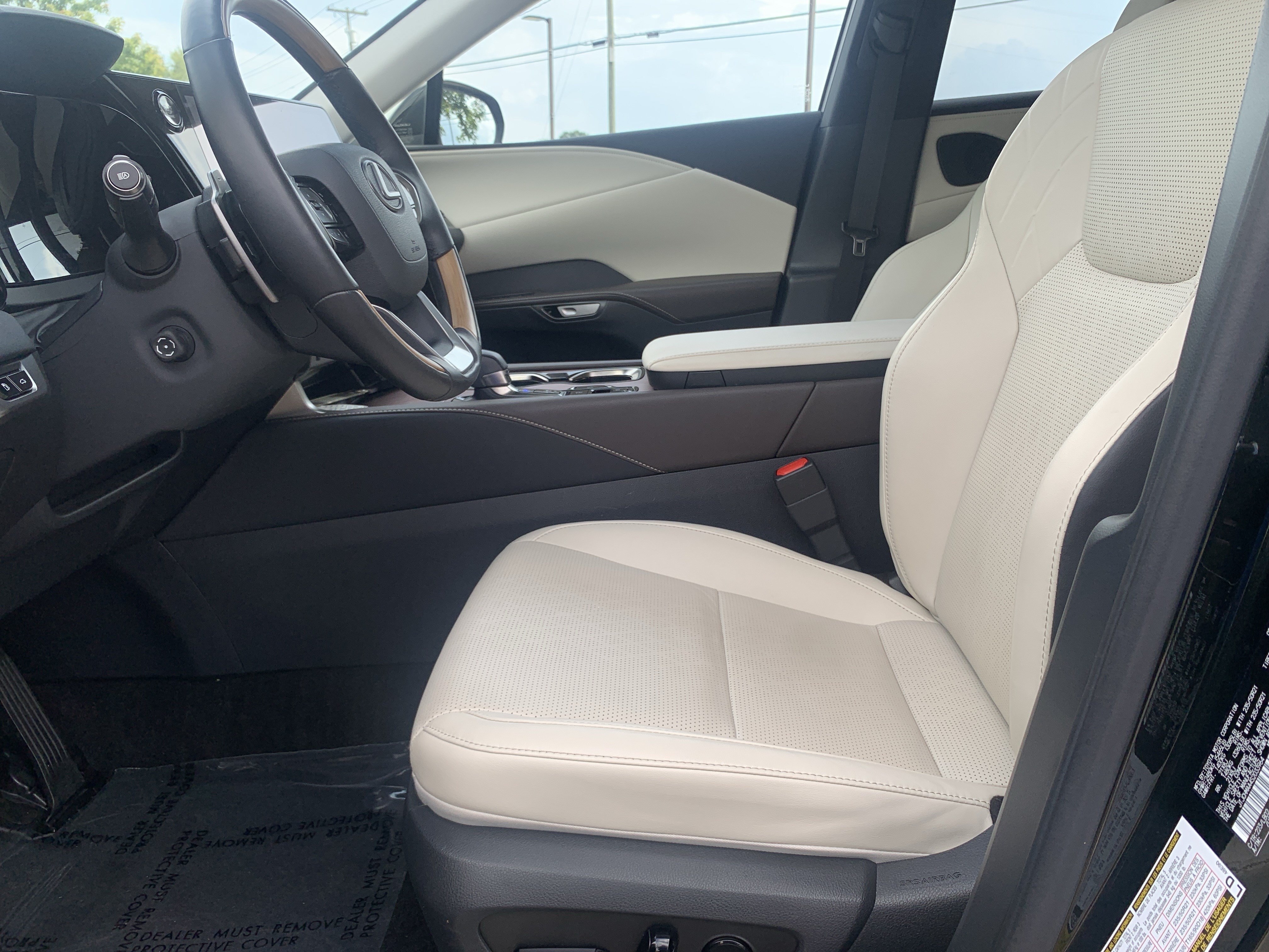 Used 2025 Lexus RX 350 Premium Plus w/ Accessory Package (Z1) FWD image 16